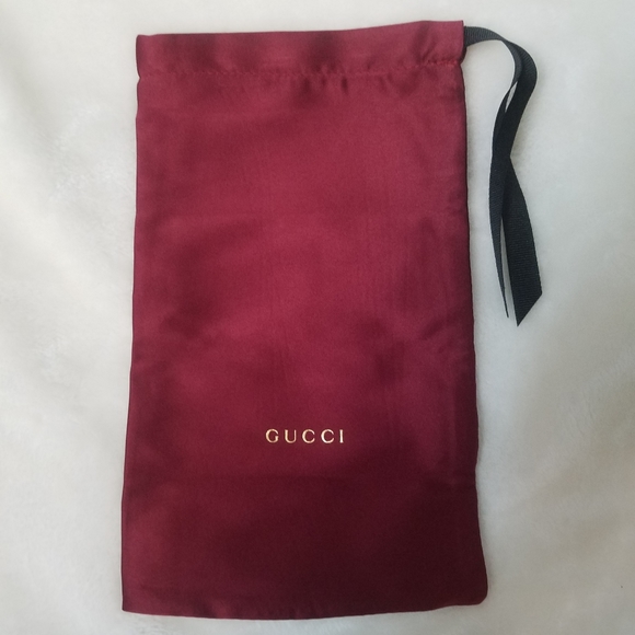 Gucci Red Suede Sunglass and Eyewear Case with Duster, Cloth and Card - Picture 5 of 8